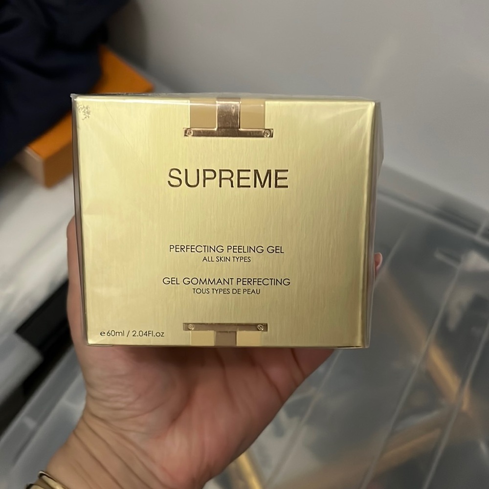 Supreme Perfecting Peeling Gel New